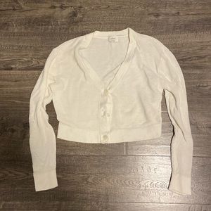 Aritzia Wilfred small crop sweater top